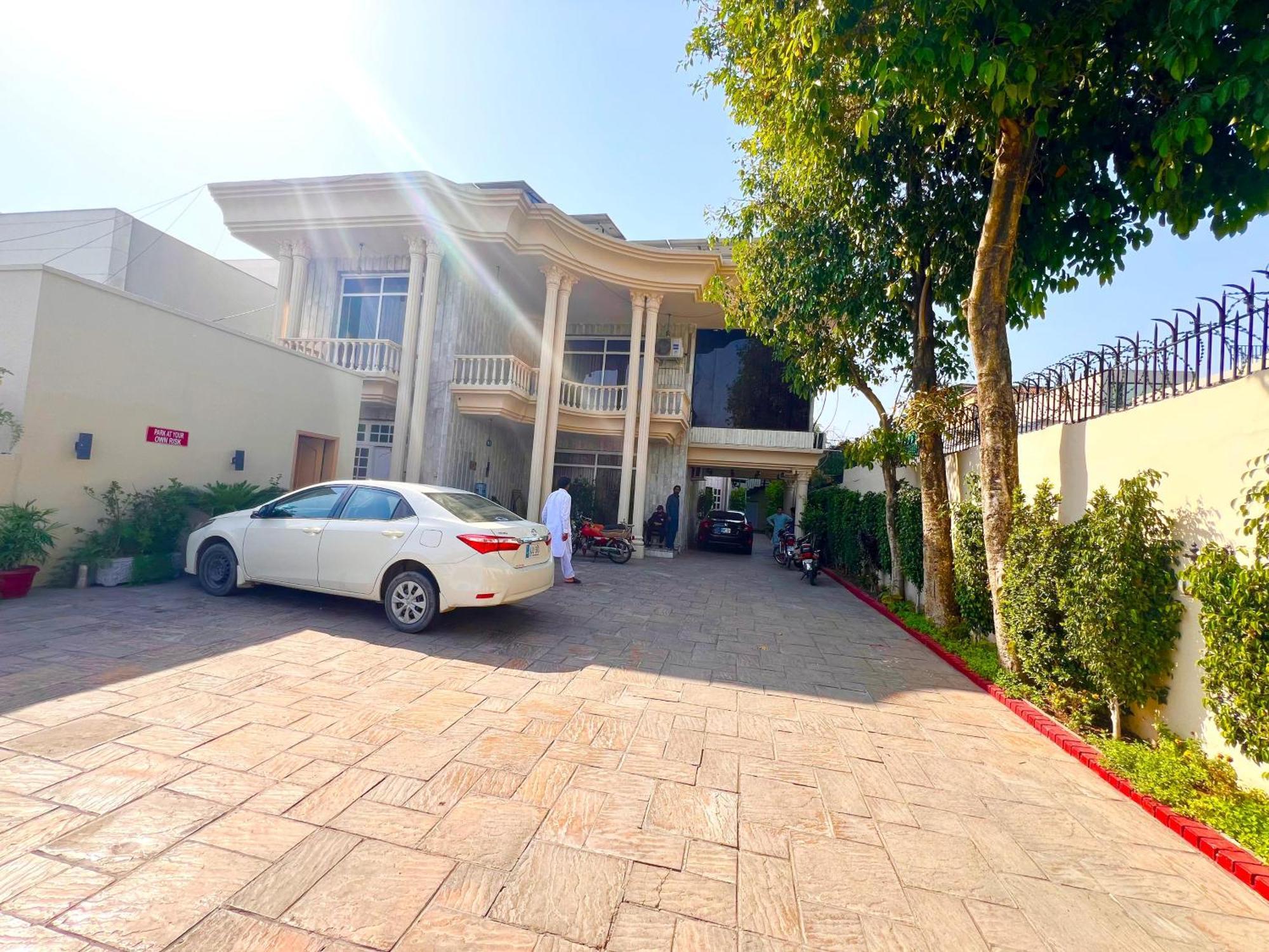Shelton Guest House Islamabad Exterior foto